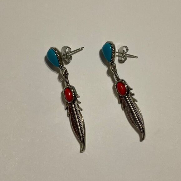 Gorgeous Southwestern Earrings NWT - Picture 1 of 3
